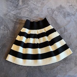 Anthropologie , Girls from Savoy Black and White Mini Skirt , Size: XS / S